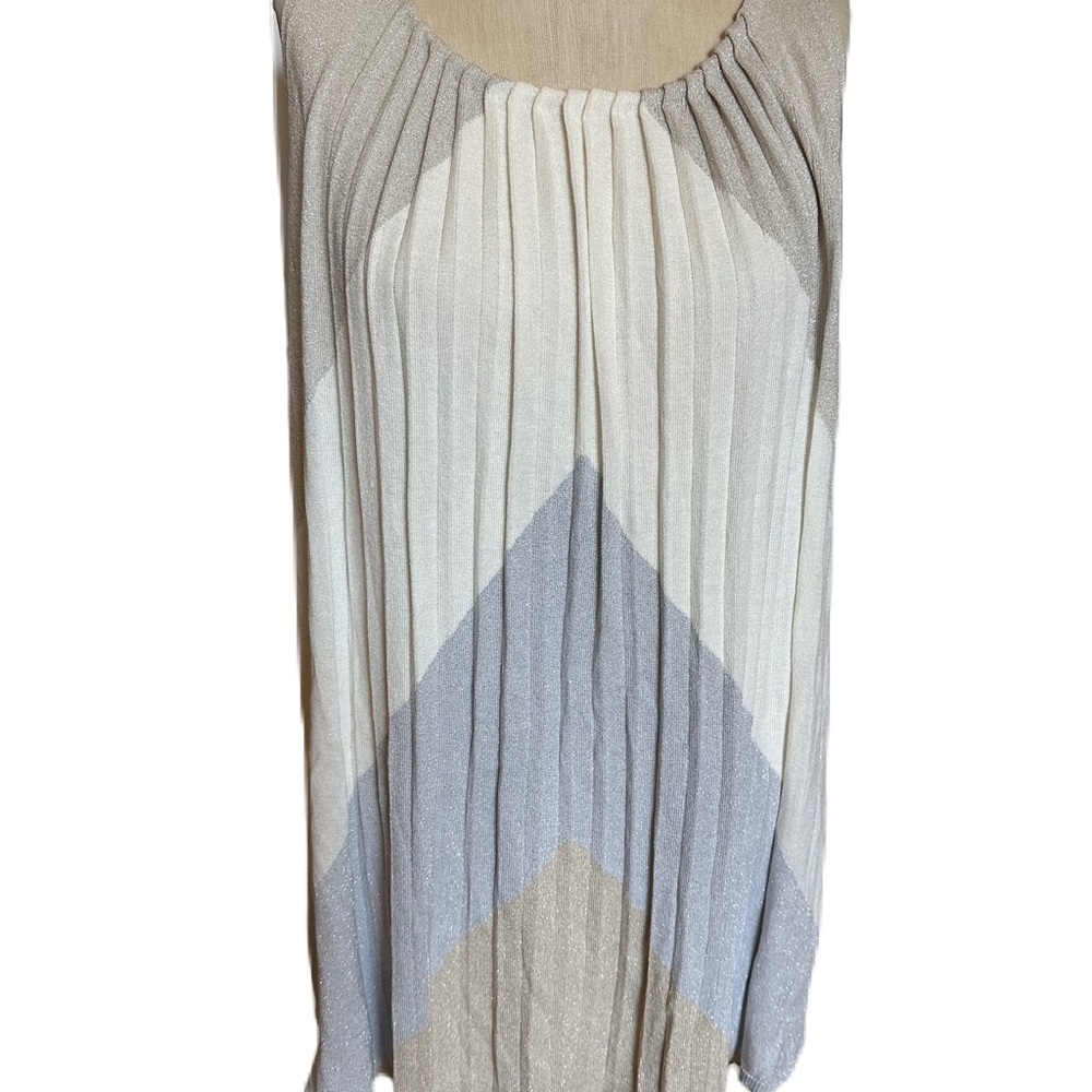 White House Black Market Shimmery Tank. Size Large